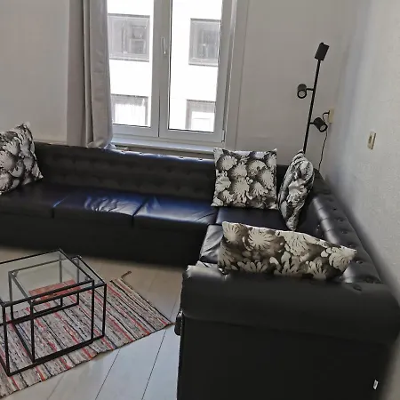 Apartment Debts From B-com To High No More Welcome Ostend